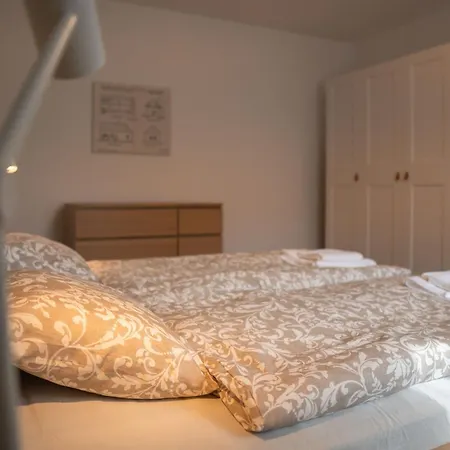 Kovacs Hostovsky Dom Vendeghaz