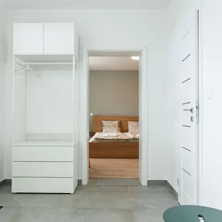 Kovacs Hostovsky Dom Vendeghaz