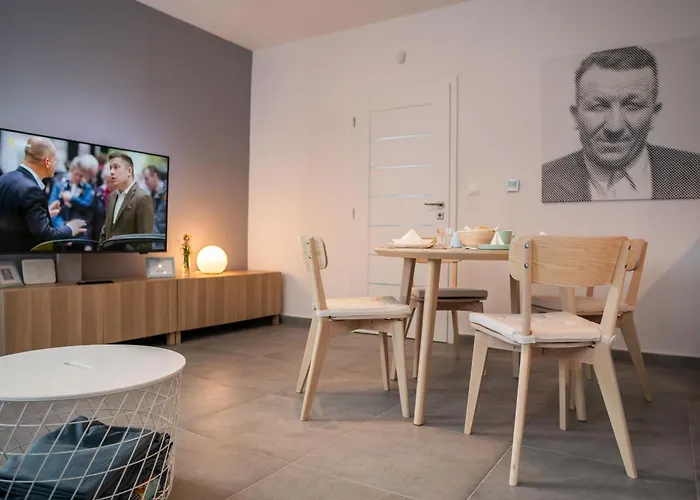 Kovacs Hostovsky Dom Vendeghaz *