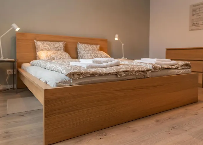 Kovacs Hostovsky Dom Vendeghaz بيت للعطل *