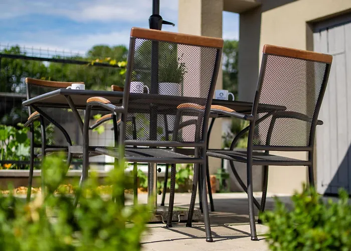 Kovacs Hostovsky Dom Vendeghaz بيت للعطل